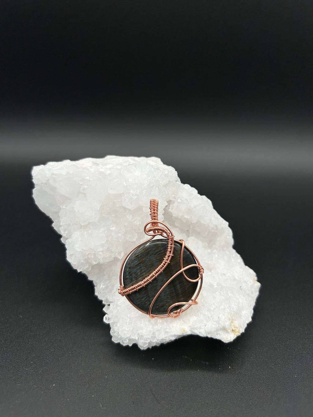 Calm Vision Necklace