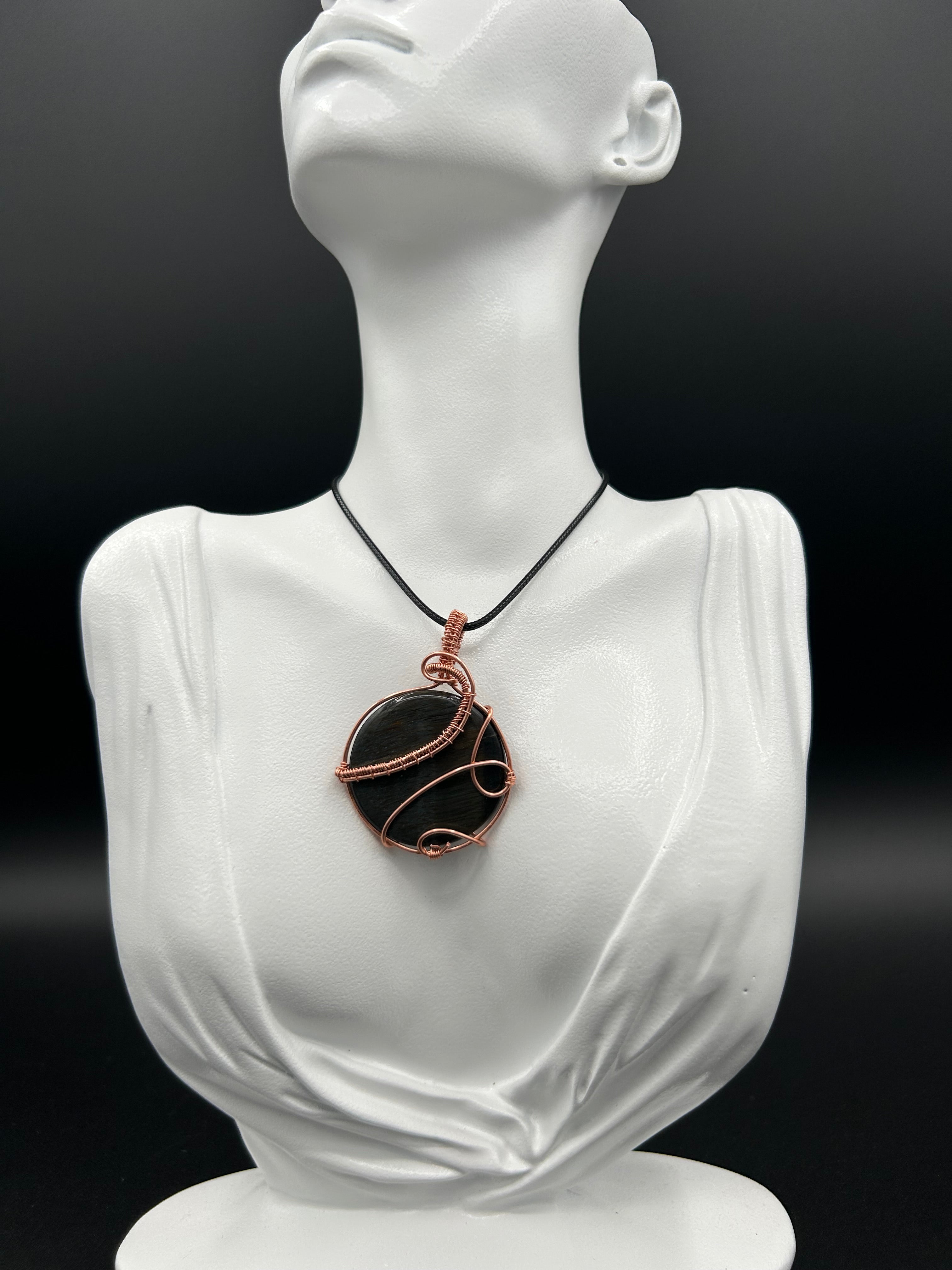 Calm Vision Necklace