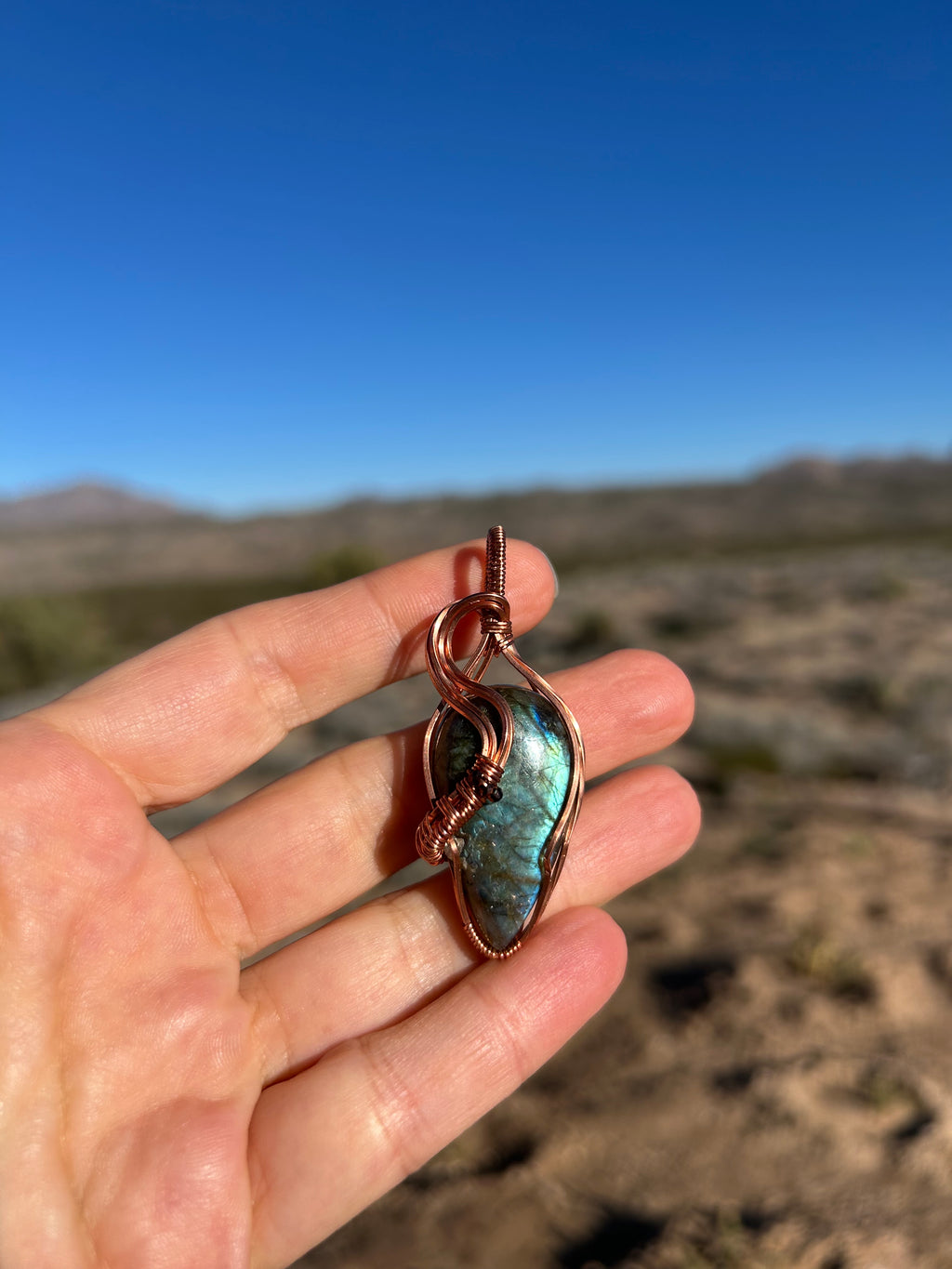 The Quiet Sight Necklace
