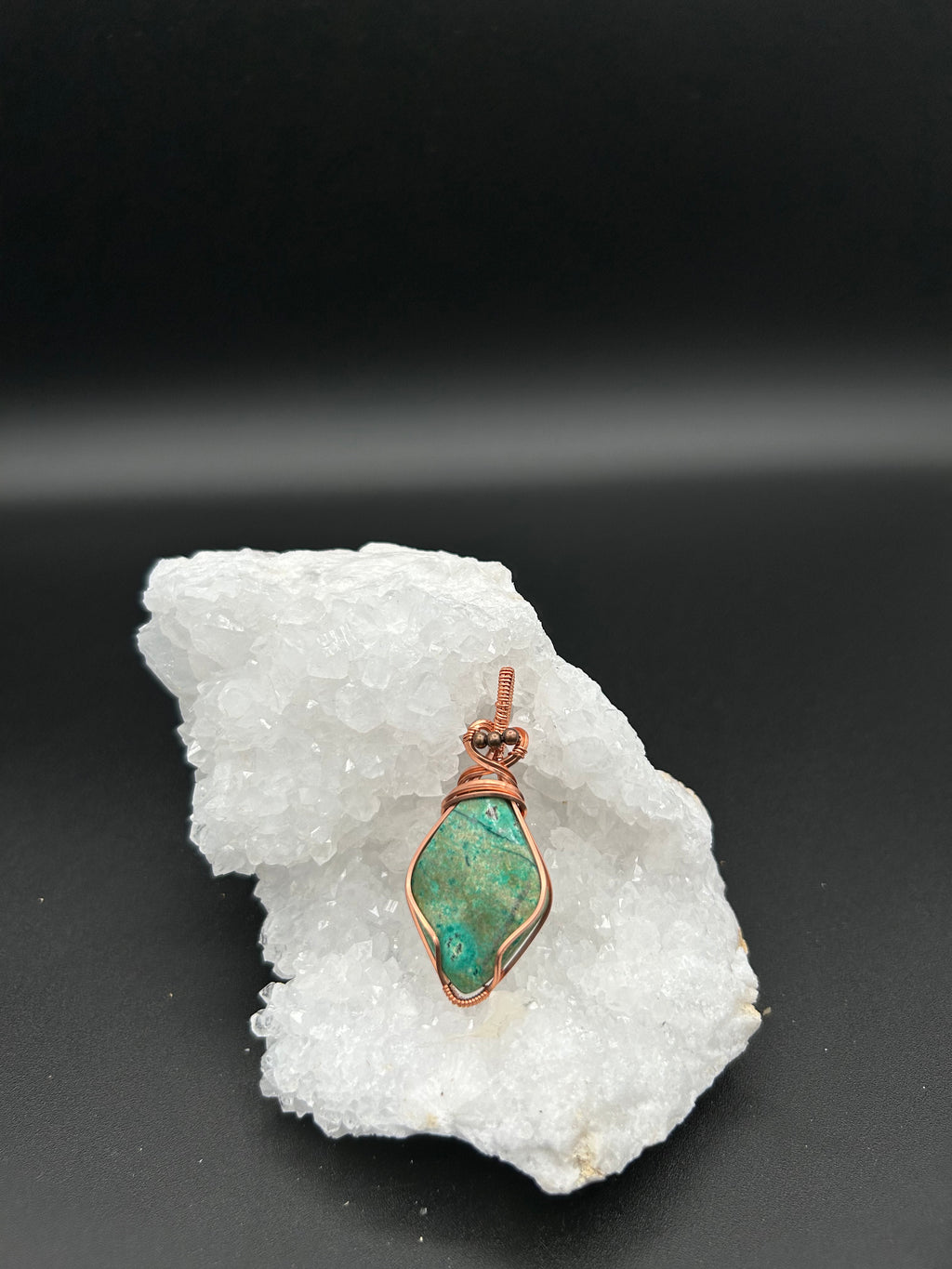 Calm Expression Necklace