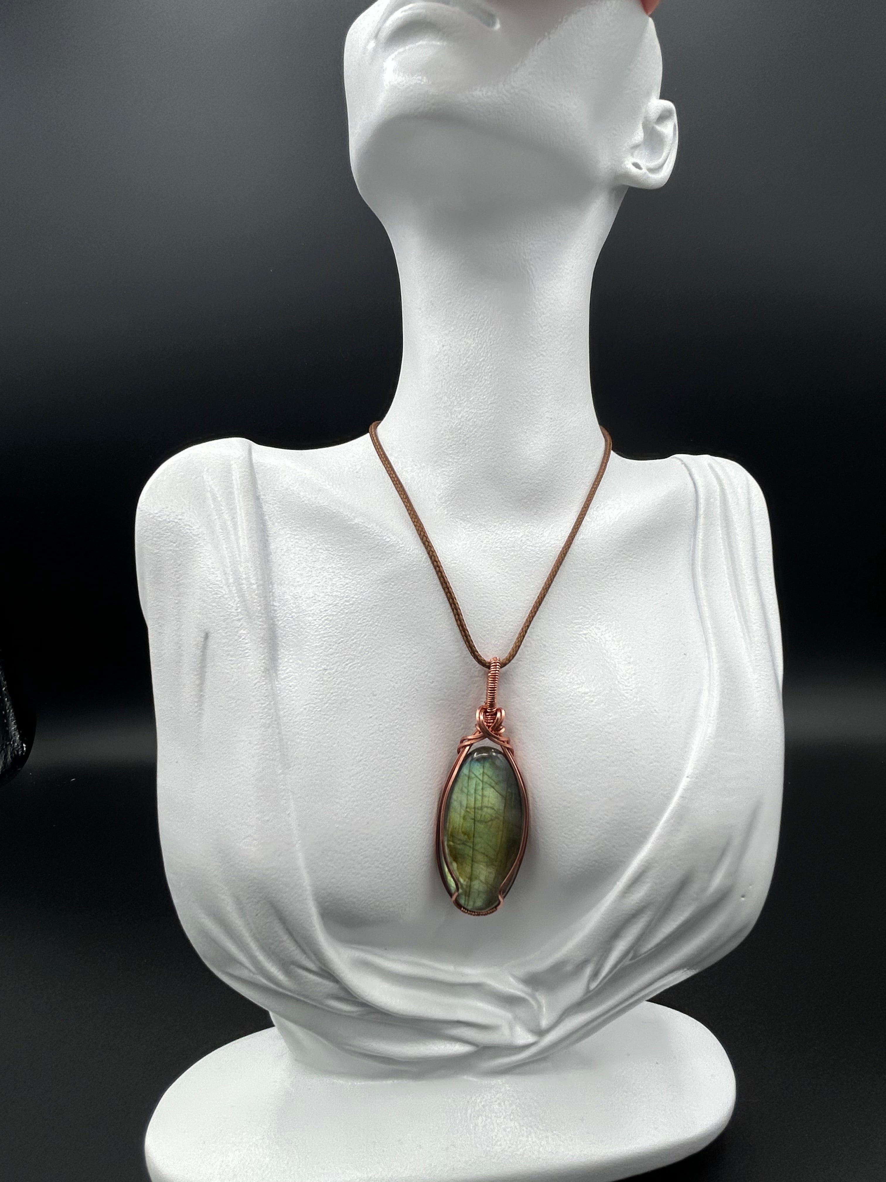 Labradorite in Copper