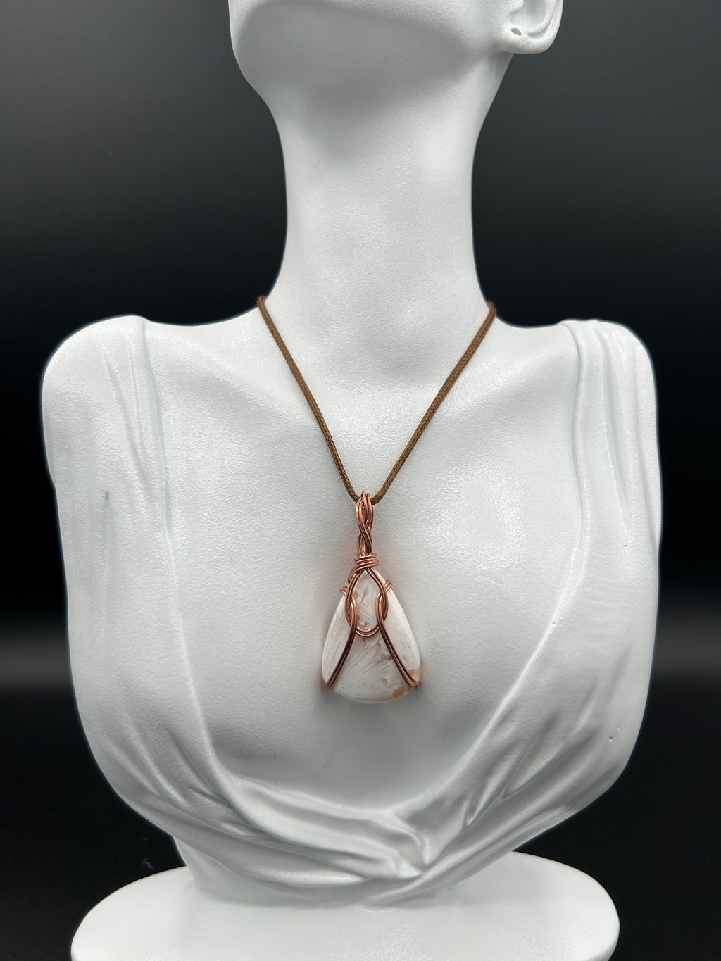Calm Insight Necklace